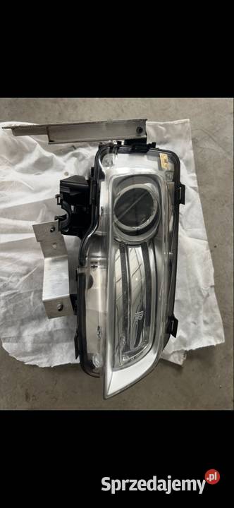 Lampa prawa RollsRoyce USA osobowe Rzeszów