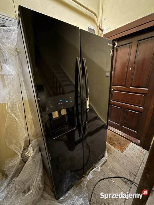 Lodówka Samsung RS50N3513BC Side by Side Czarna