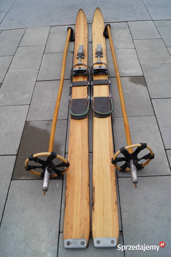 Stare narty drewniane 130 kijki w komplecie