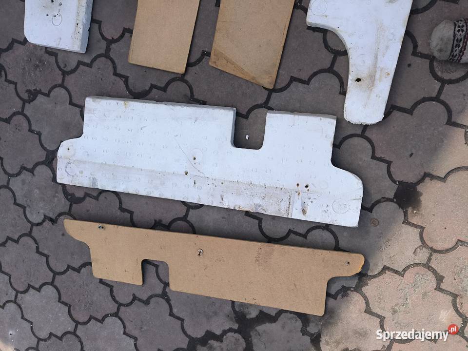 Polonez przejściówka wykładzina bagażnika i Caro Stalowa Wola