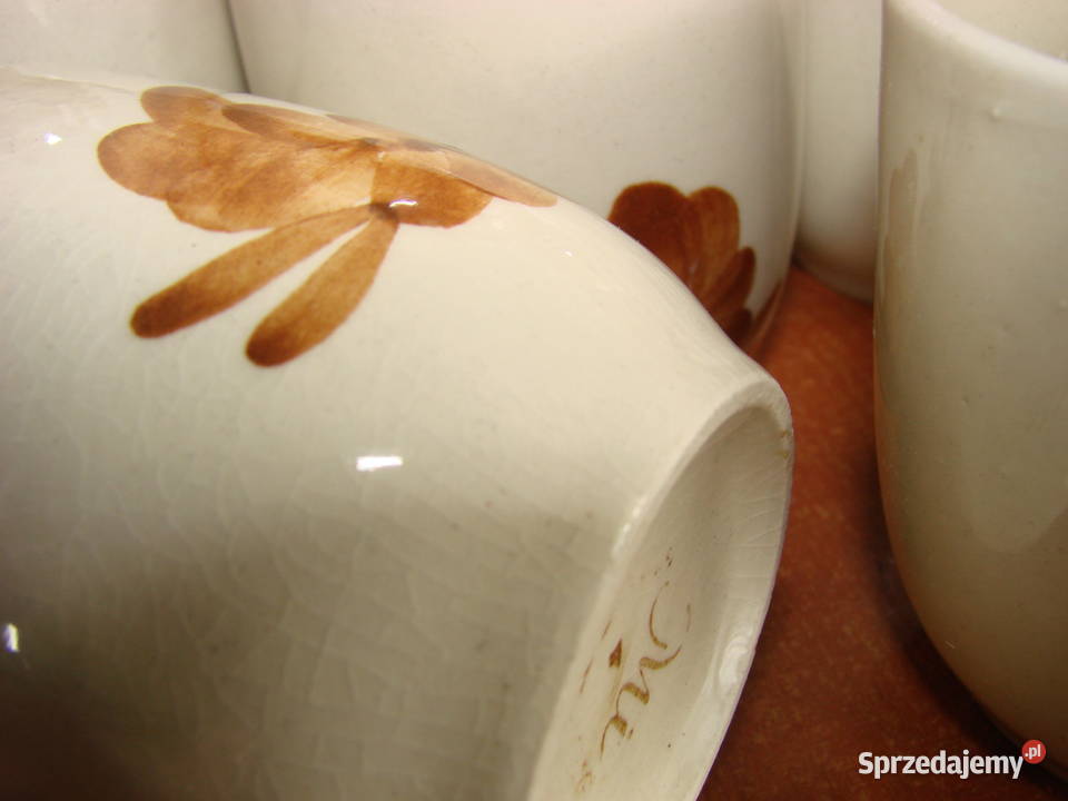 Mirostowice fajansowy kubeczek Pruszcz Gdański