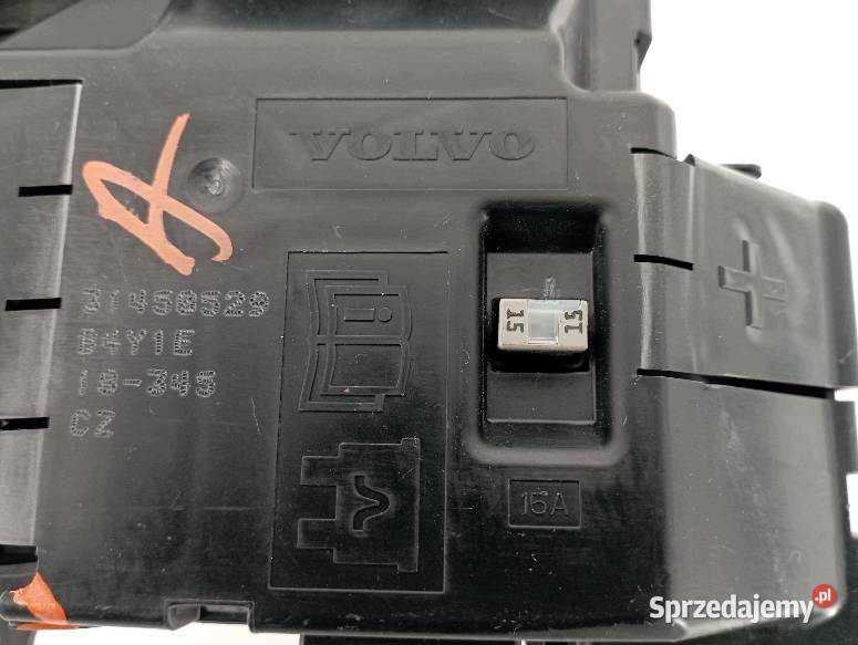 SKRZYNKA BEZPIECZNIKÓW KLEMA 31450529 Volvo XC