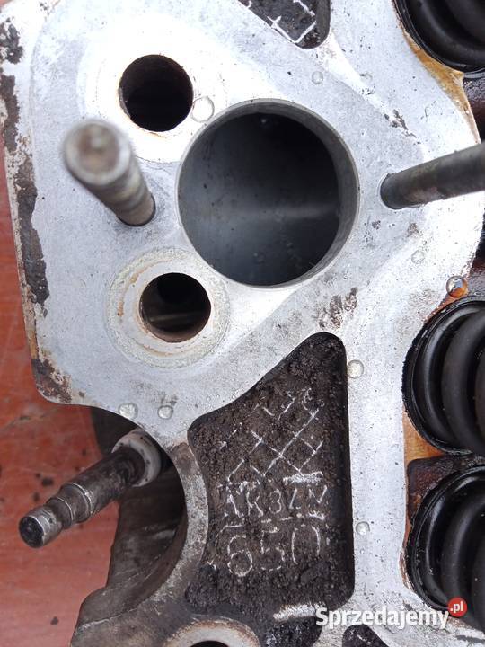 Fiat 126p głowica 650 szpilki Stalowa Wola sprzedam