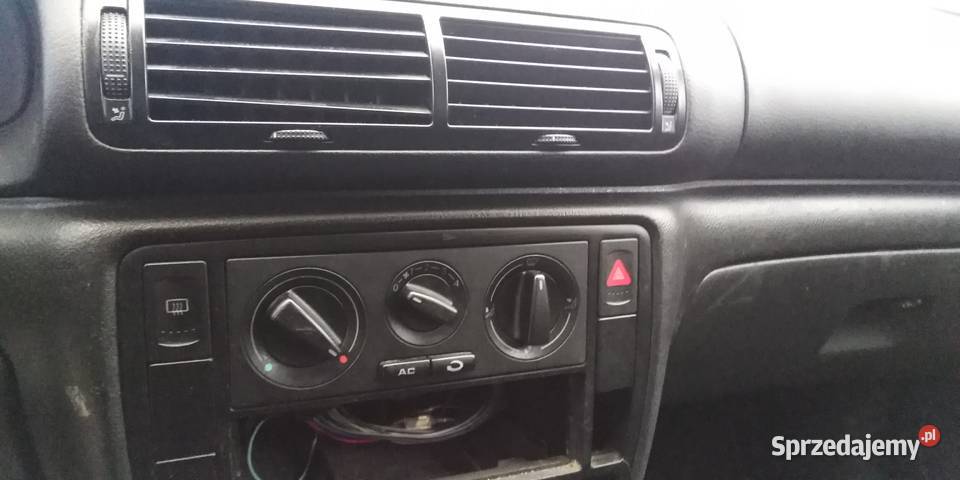 vw passat b5 lampa tył kombi prawa lewa Przemyśl sprzedam