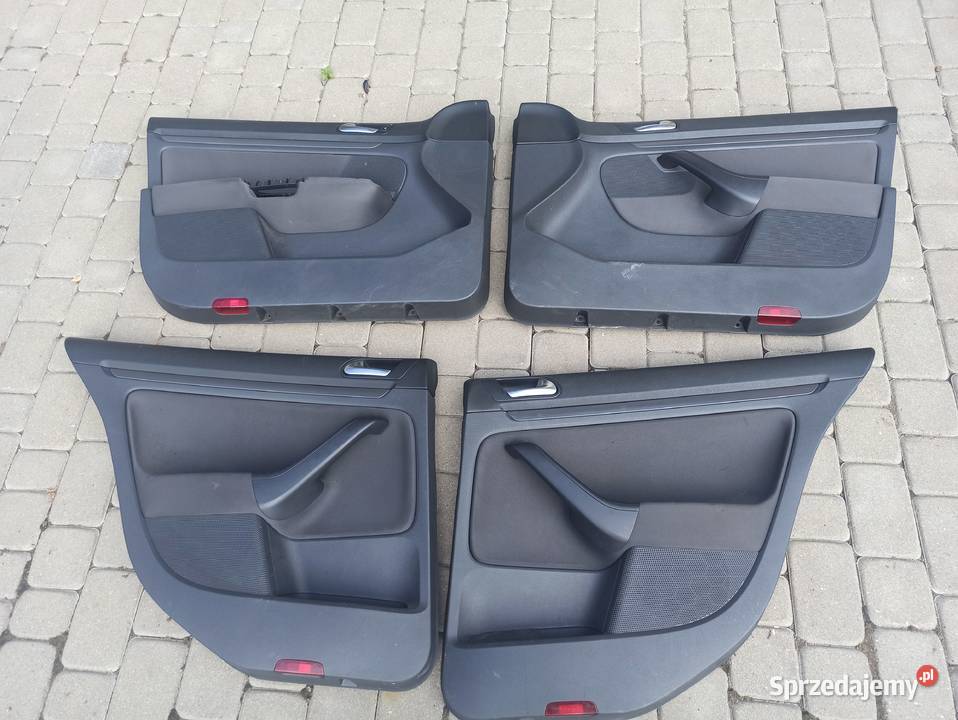VW Golf 5 V kombi boczek tapicerka drzwi lewy Bolesławiec
