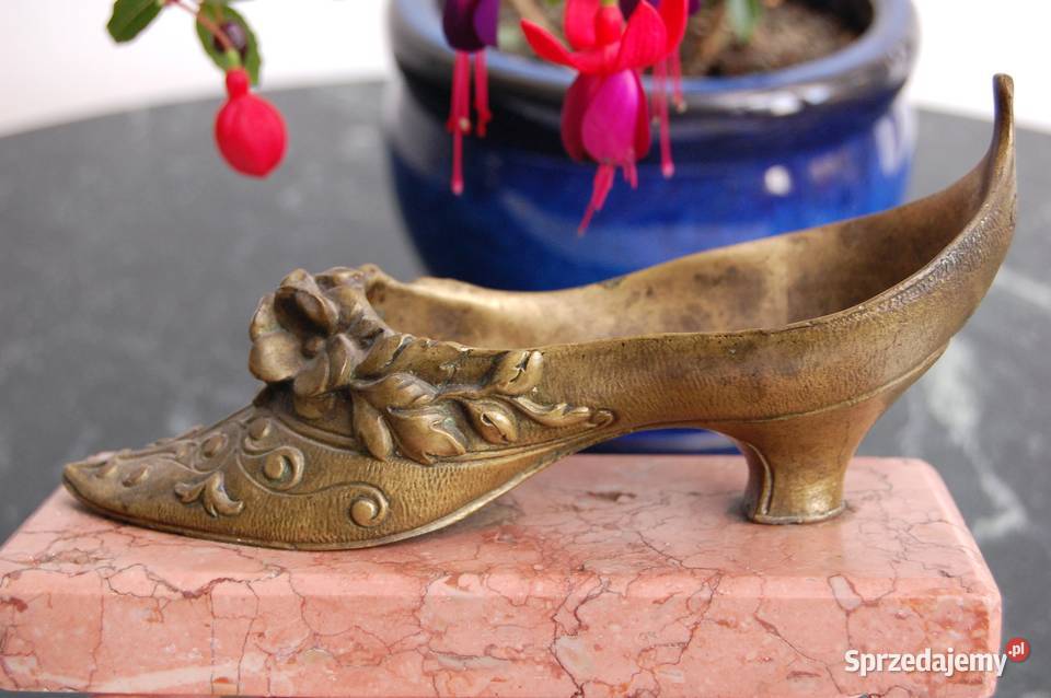 Barokowy but popielniczka mosiądz różowy marmur