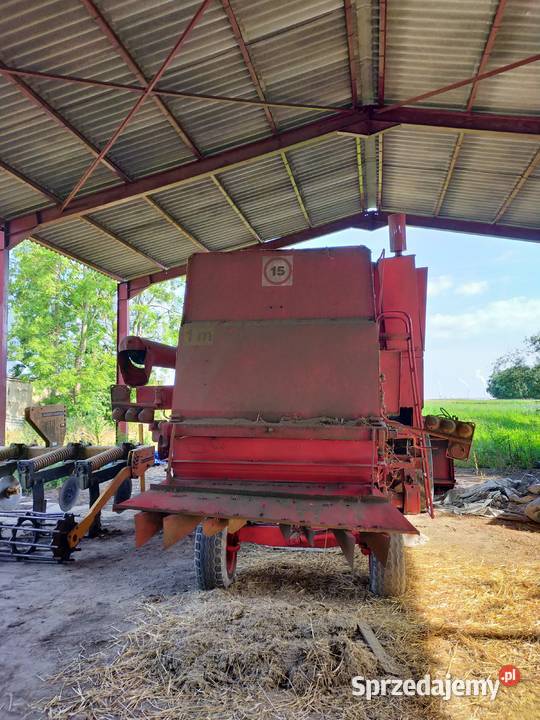 Kombajn Bizon zo56 1989r ze ścianczem słomy Dębowiec Wielki