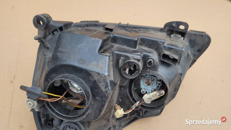 LAMPA PRAWA PRZÓD REFLEKTOR PRAWY RENAULT CLIO Ruda Śląska