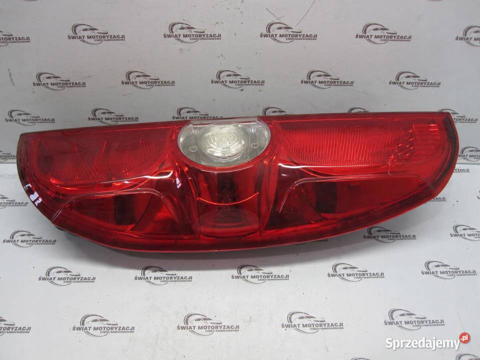 DOBLO II COMBO D 12r lampa prawa tył osobowe