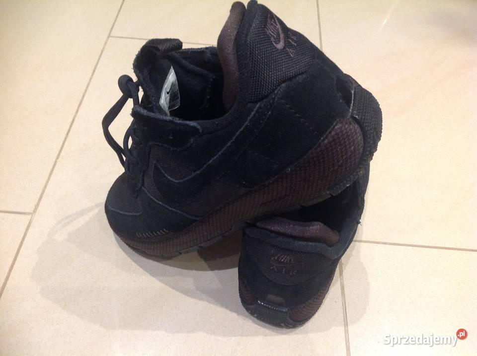 Sneakersy Damskie NIKE AIR FORCE WILD 40 Czarne Nowa Sól