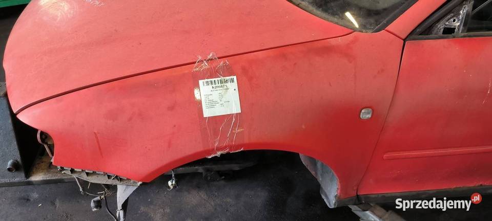 BŁOTNIK LEWY PRZÓD AUDI A3 8L