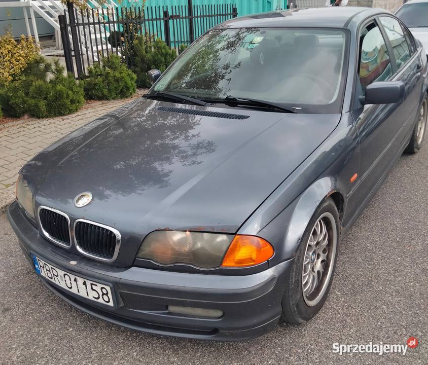 Syndyk sprzeda samochód marki BMW Tarnobrzeg