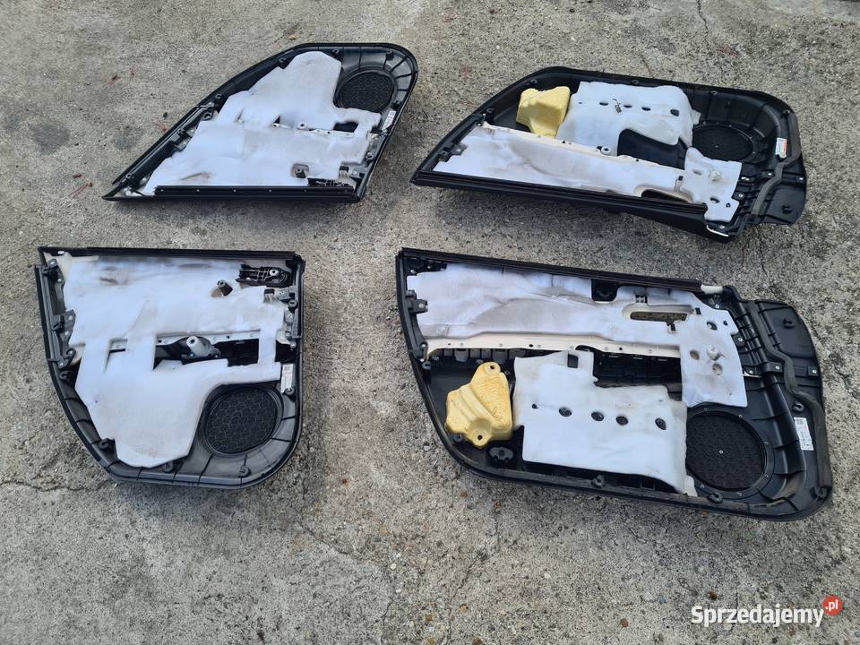 Mazda 6 GH KOMBI boczki tapicerki drzwi skóra uk dolnośląskie