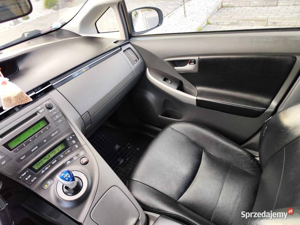 Toyota Prius 18 benzyna Hybryda Serwisowany lubelskie Lublin sprzedam