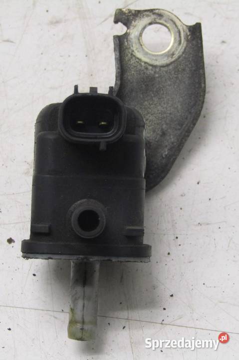 ZAWÓR PODCIŚNIENIA 18 HYBRID TOYOTA PRIUS III osobowe