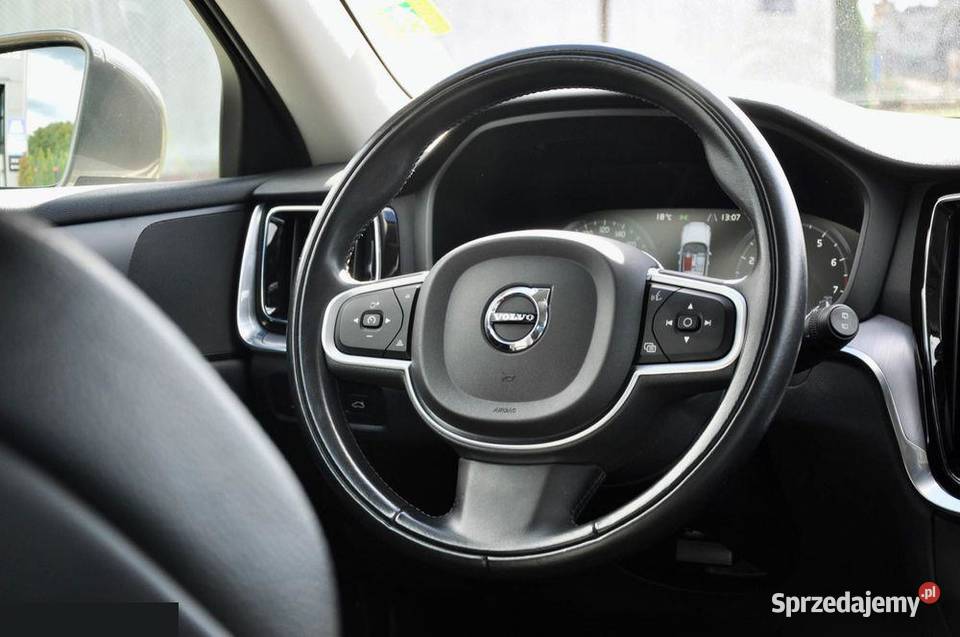 Volvo V60 B3 B Geartronic Momentum 163 2021r automatyczna Goleniów