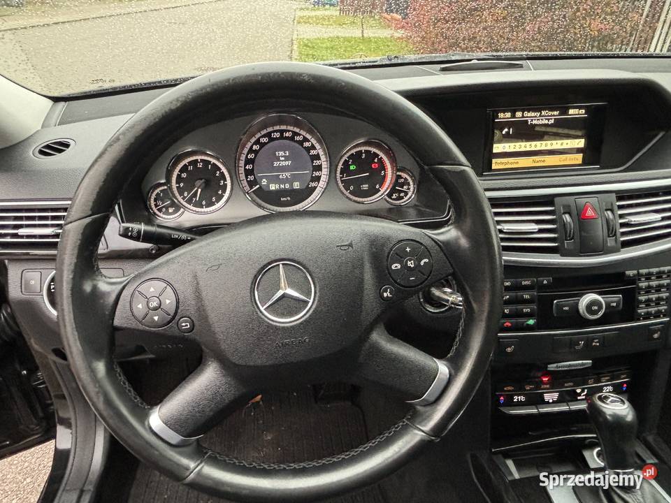 Mercedes w 212 2011r 22