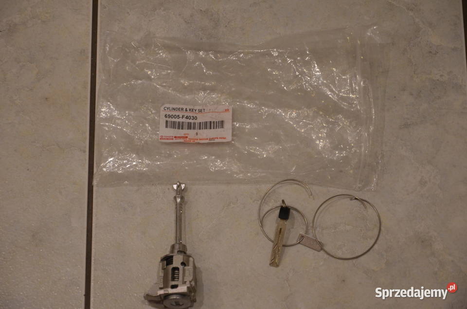 Toyota zestaw cylindra i klucza kat części Jaworzno