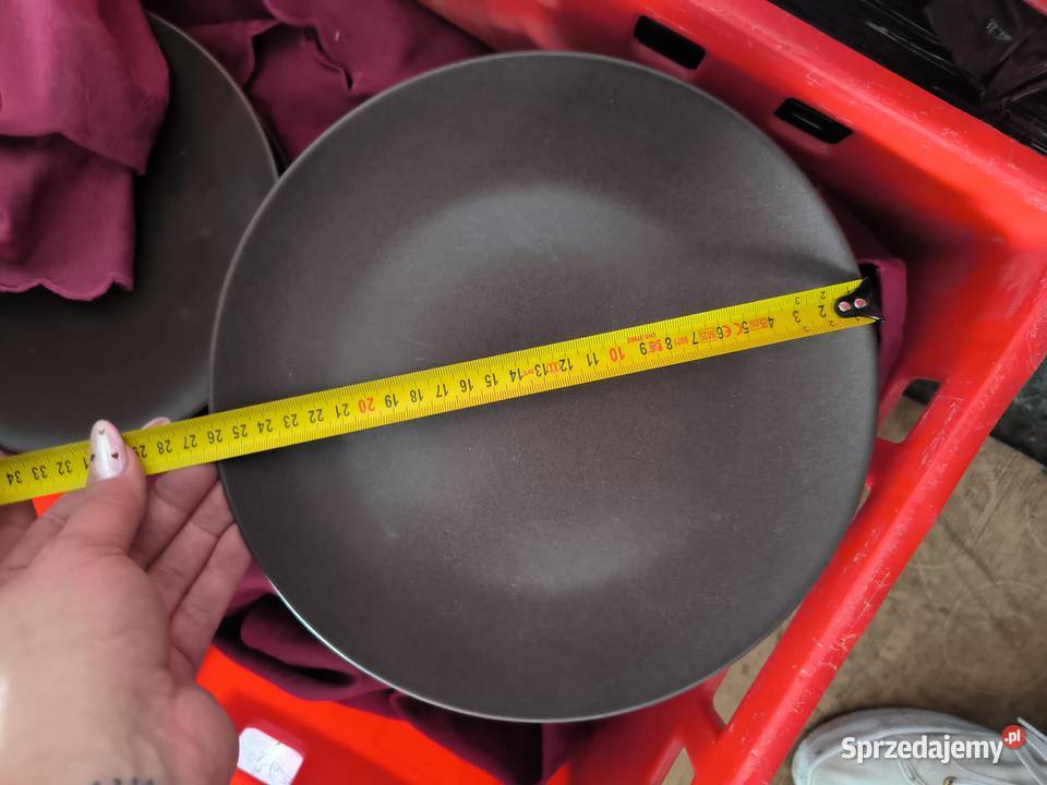 Zestaw 7 dużych matowych talerzy obiadowych IKEA Wojcieszyn