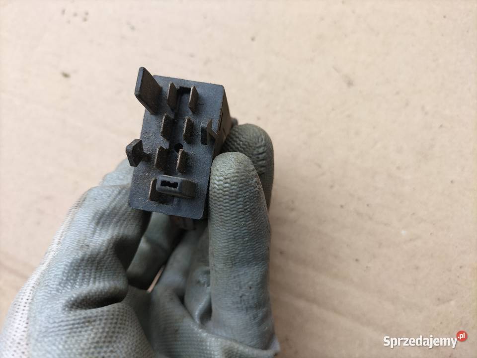 AUDI 4A0941509 WŁĄCZNIK ŚWIATEŁ AWARYJNYCH Kamień-Kolonia