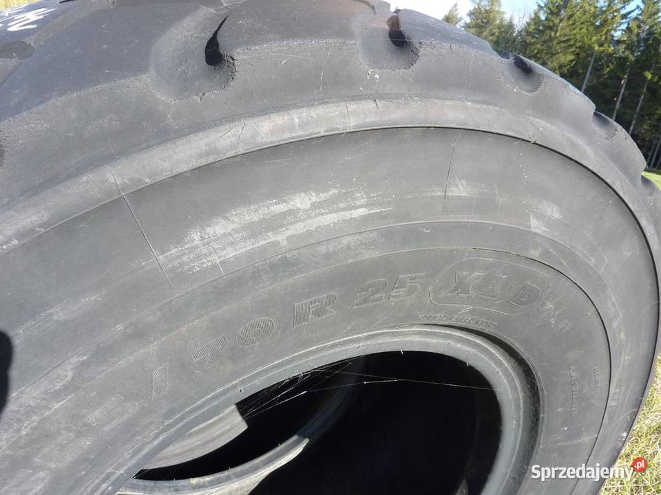 2xOpona używana 55570R25 5557025 MICHELIN 400 25cale Zaścianki sprzedam