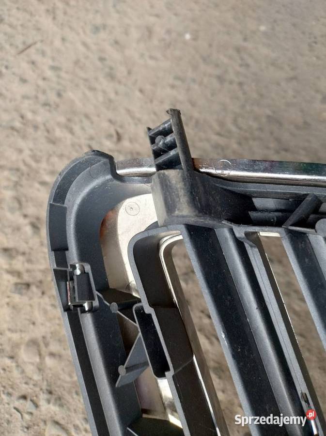 Mercedes Benz W204 grill atrapa chłodnicy chrom Chrzanów