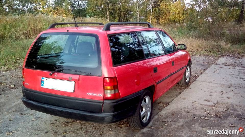 Sprzedam tanio Opel Astra Kombi 1995 Kombi
