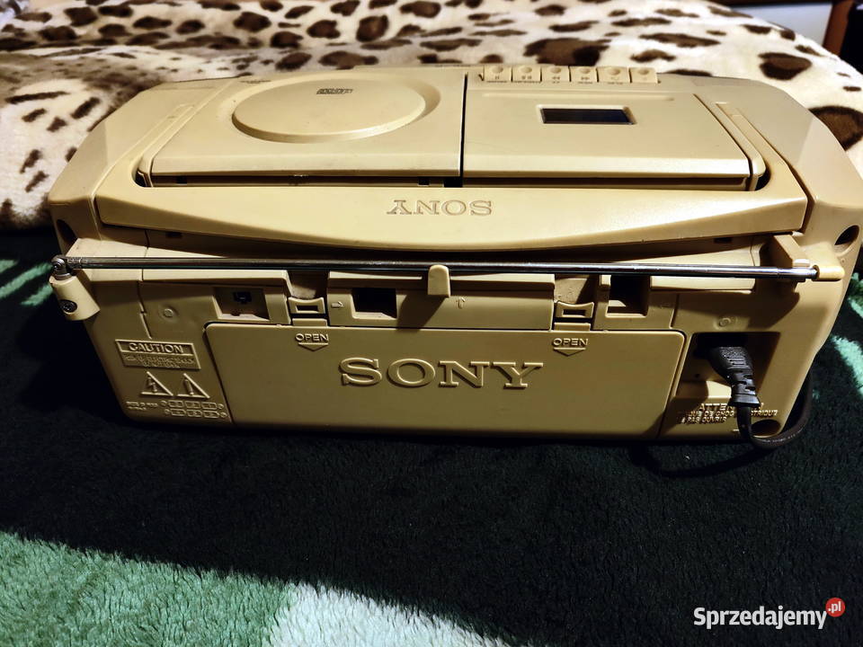 Sony CFDV10 CD Radio CassetteCorder Lublin