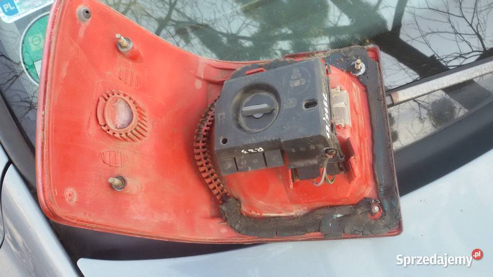 LAMPA TYLNA PRAWA AUDI 80B4 KOMBI Elbląg