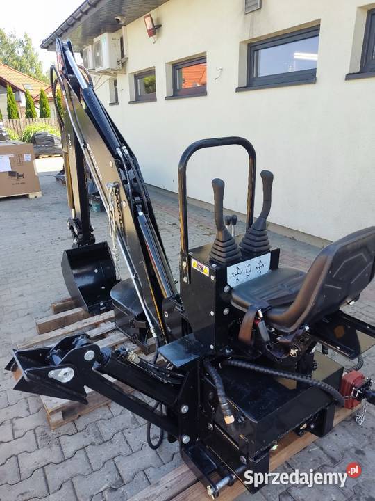 Koparka ciągnikowa zawieszana na tuz ciągnika Zduńska Wola