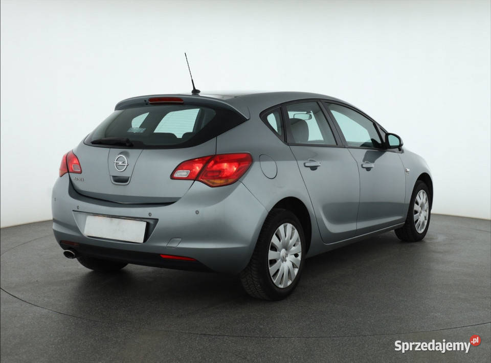 Opel Astra 14 T Piaseczno