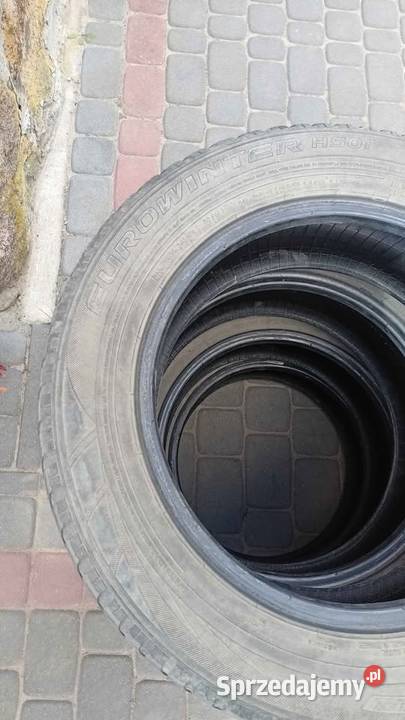 Komplet 4 opon Falken 20560R16