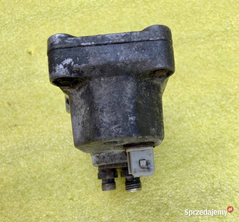 Mercedes W123 23 Regulator ciśnienia paliwa Układ paliwowy Łagiewniki
