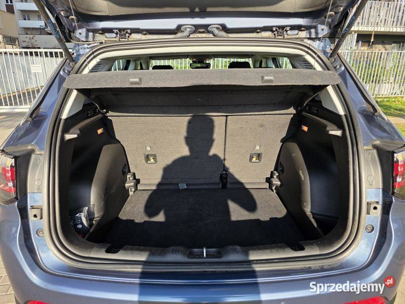 ALTITUDE 15l eHybrid 48V 130Salon