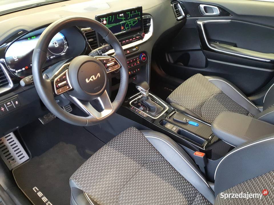 Ceed 15 TGDI L DCT Pakiet Business Line 140 sprzedam