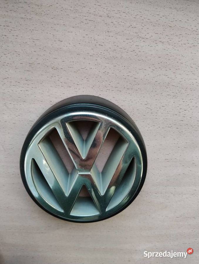 VW Passat B4 Znaczek emblemat atrapa przednia Ślesin