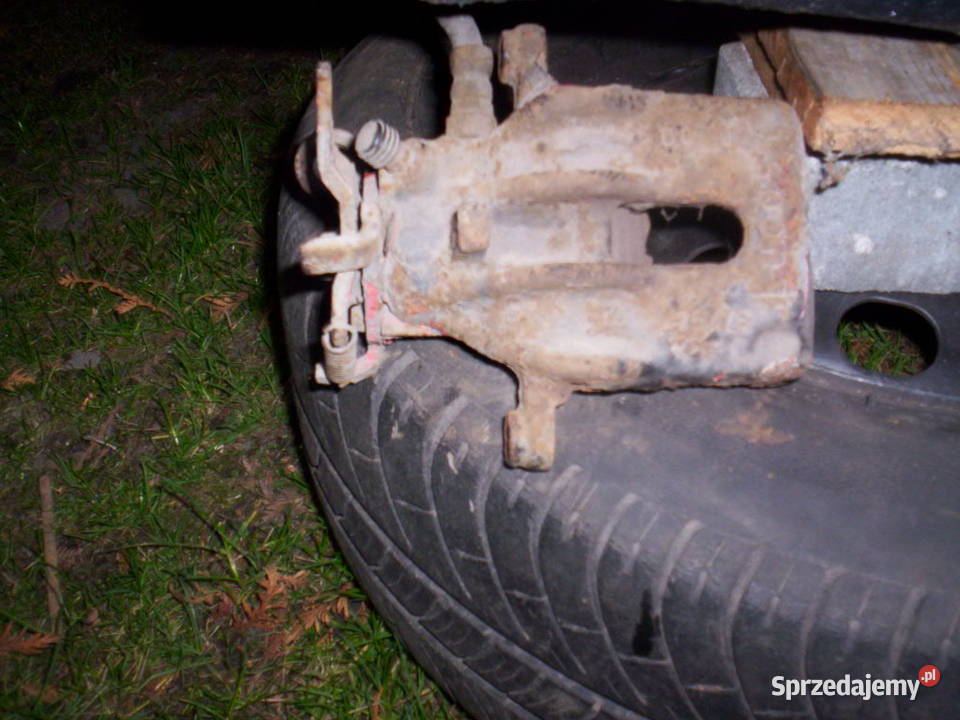 FORD FOCUS MK1 Zacisk Hamulcowy Tył Prawy Tarcze sprzedam