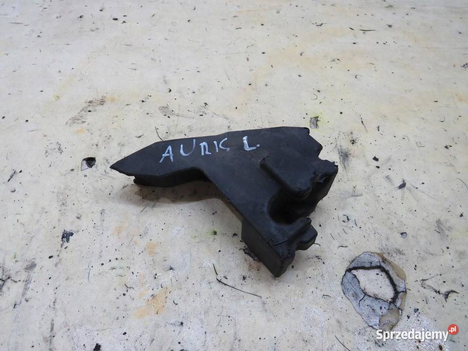 WYGŁUSZENIE BŁOTNIKA LEWY PRZÓD AURIS II LIFT