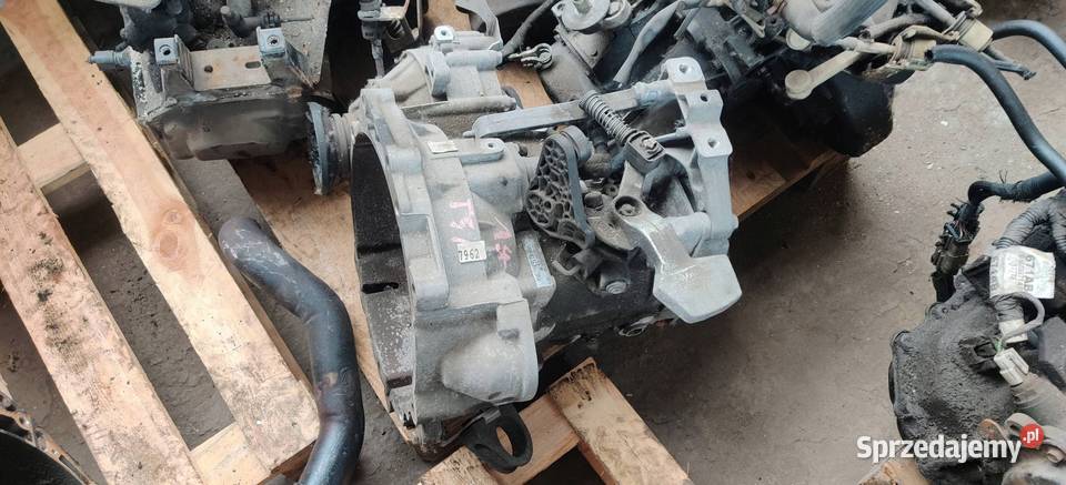 VOLKSWAGEN TOURAN 14 TSI MANUALNA 6BIEGOWA Rudziniec sprzedam