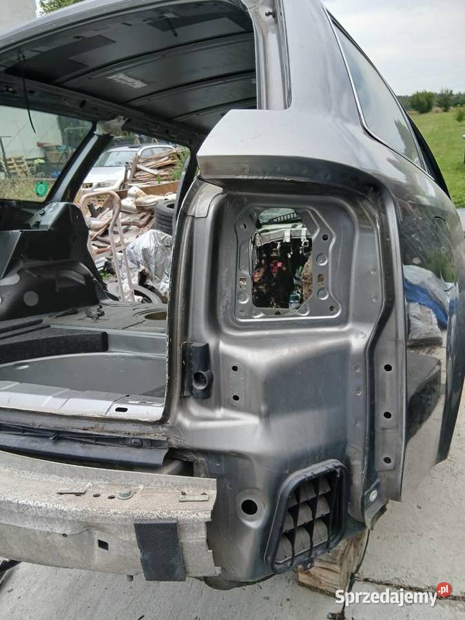 Błotnik prawy tył LY7Q Audi A6 C5 Avant 2002 osobowe Błotniki Szczerbice