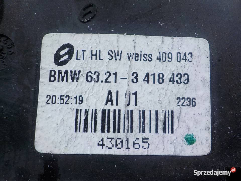 BMW X3 E83 30 B 04r 5D lampa lewa tyl osobowe Suków