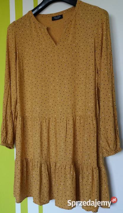 M Sukienka z falbanami Gina Gliwice