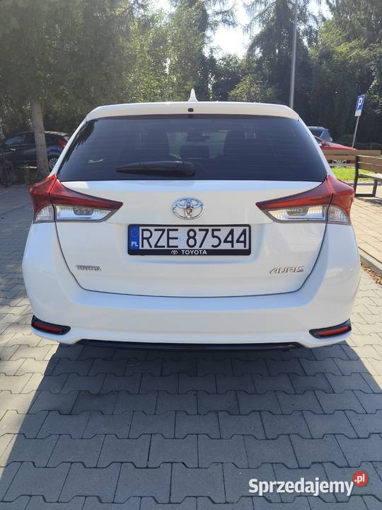Sprzedam Toyota Auris II Salon Polska Boguchwała sprzedam