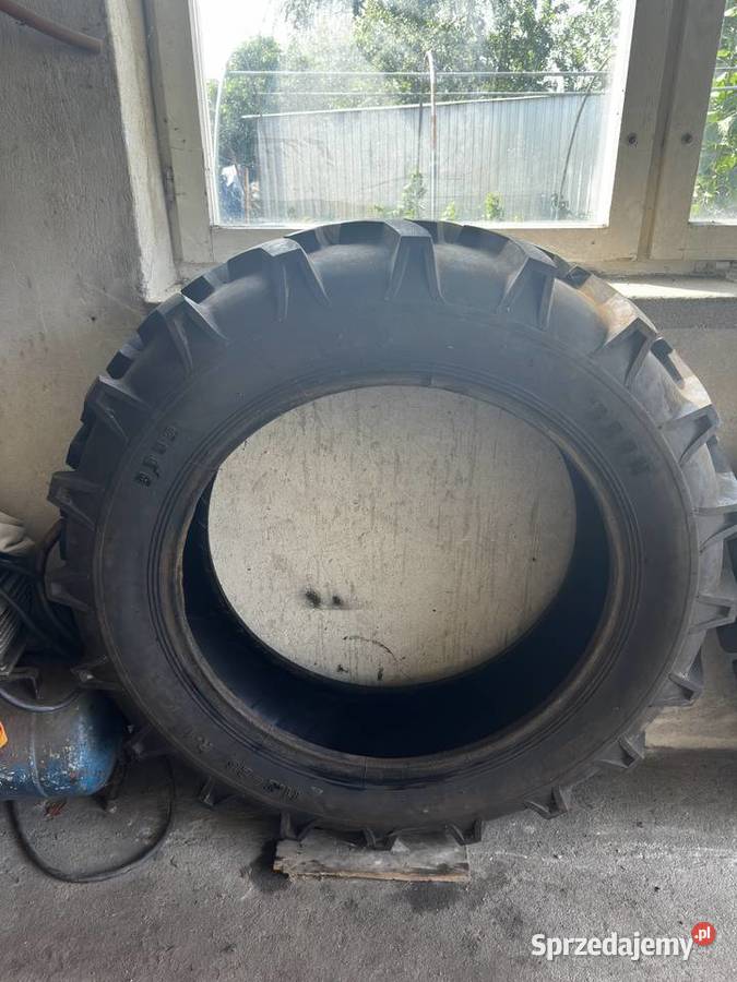 Opony rolnicze 112x28 Ursus C330 Opony rolnicze Rolnictwo łódzkie Pajęczno