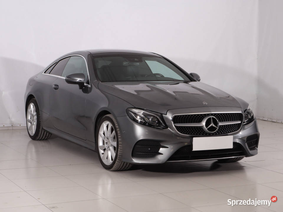 Mercedes E E 200 4MATIC Rok produkcji 2018 mazowieckie Piaseczno