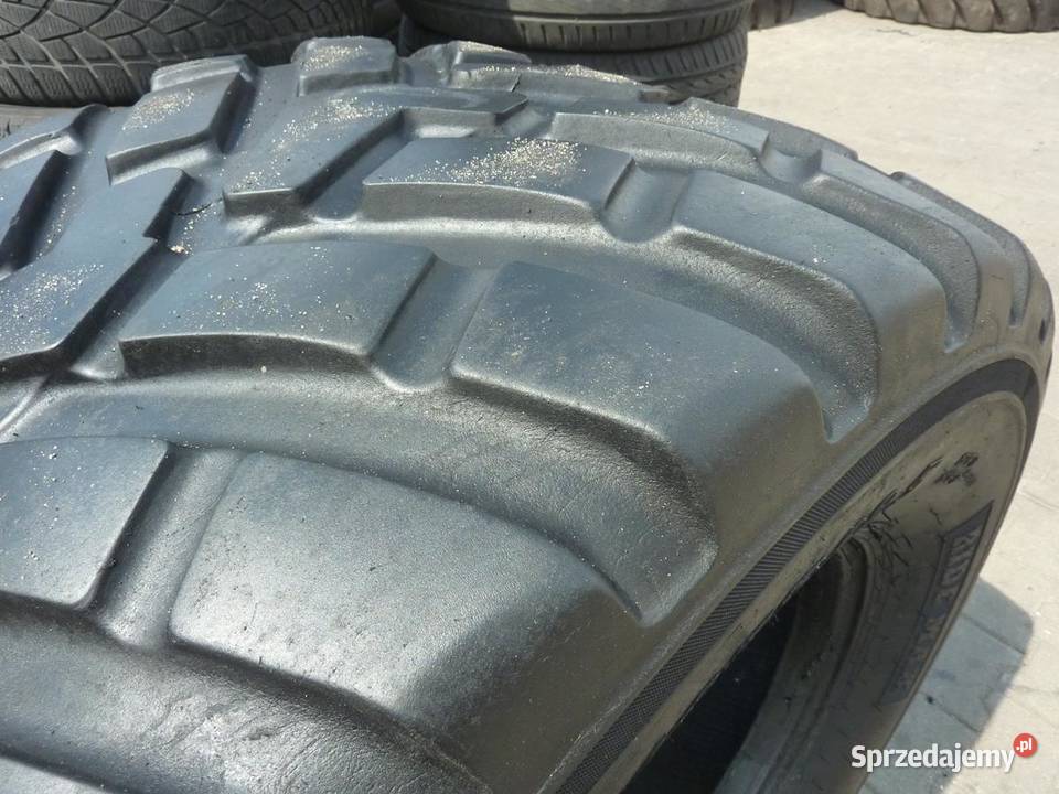 Opona używana rolnicza 56045R225 BKT FL693 1000 Pozostałe