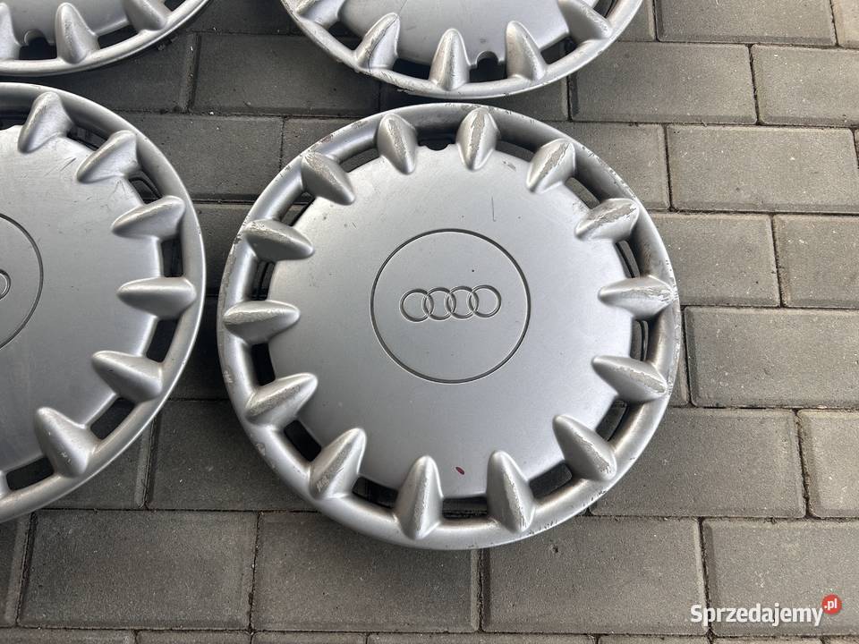 Zestaw oryginalnych kołpaków Audi 15 Opony i felgi Sufczyn sprzedam