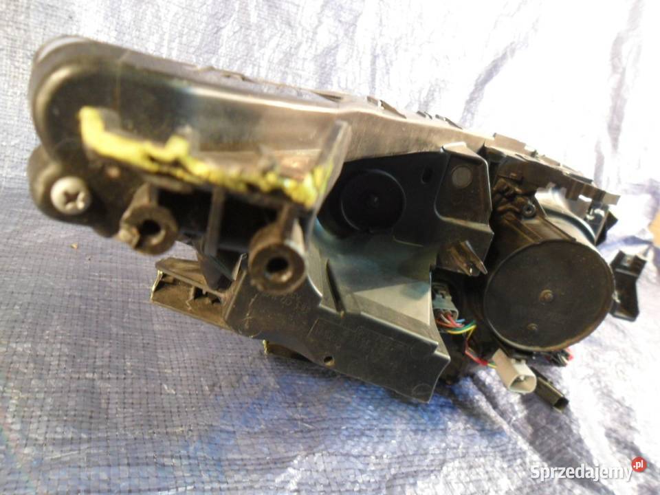 Mitsubishi Eclipse Cross reflektor prawy przedni wielkopolskie Nowy Tomyśl