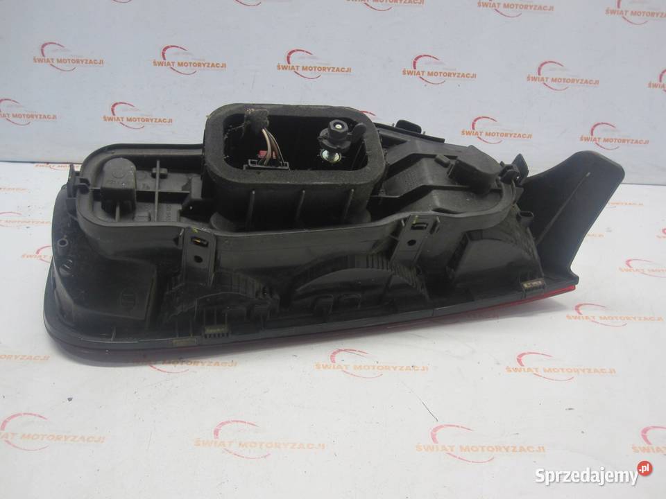 VOLKSWAGEN UP 15r lampa lewa tył 1S0945095G osobowe świętokrzyskie Kielce