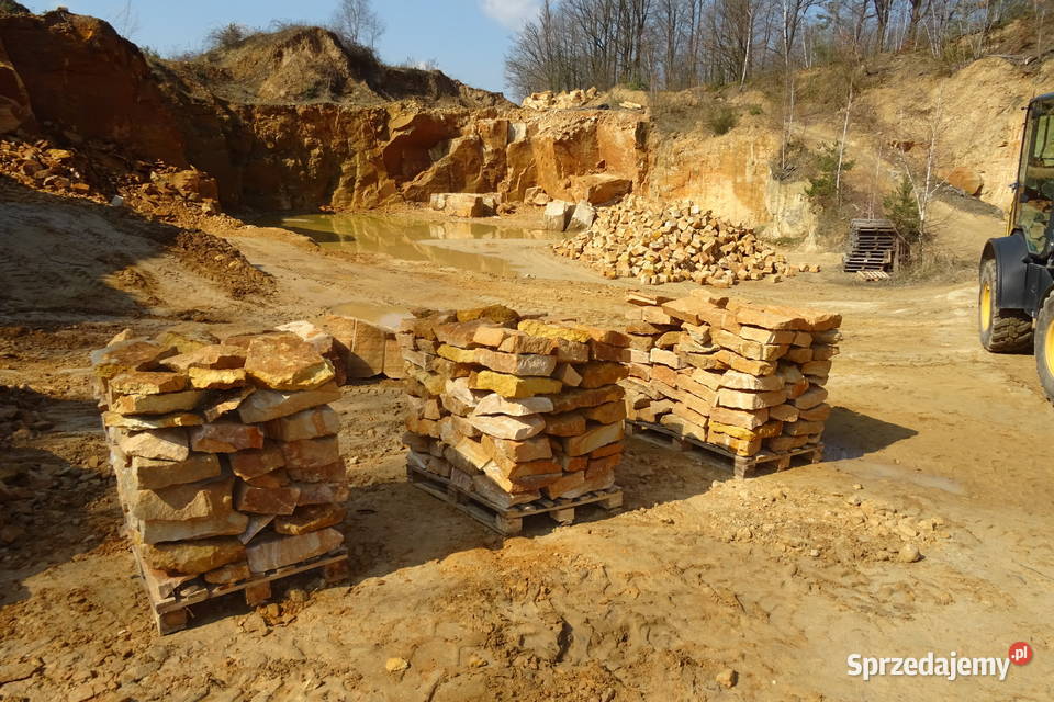 Kamień ogrodowy na wzmocnienie skarpy skalniak Architektura ogrodowa Warszawa